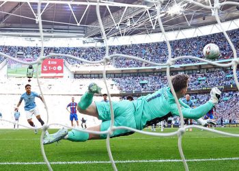 Crystal Palace vs Manchester City – Finale FA Kupa: Ocjena uživo i ažuriranja jer se kazna spašava nakon što je Eberechi Eze slams u zadivljujućem ranom štrajku