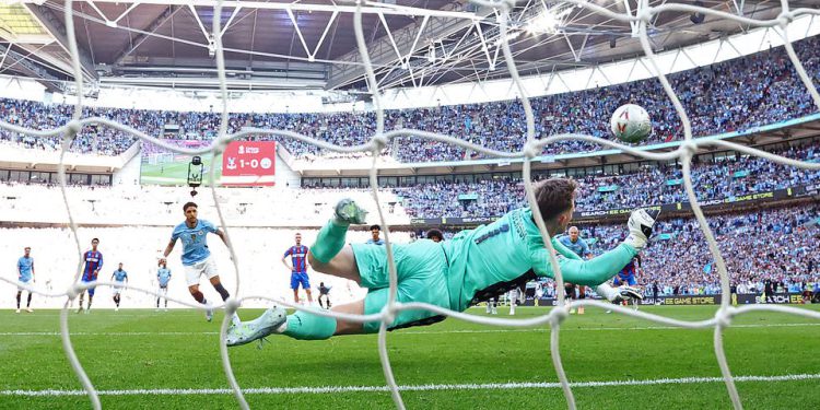 Crystal Palace vs Manchester City – Finale FA Kupa: Ocjena uživo i ažuriranja jer se kazna spašava nakon što je Eberechi Eze slams u zadivljujućem ranom štrajku