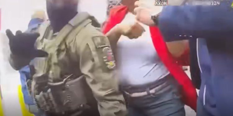 DHS kaže da su “uhićenja još uvijek na stolu” nakon što je New Jersey House Dems Storm Ice Object