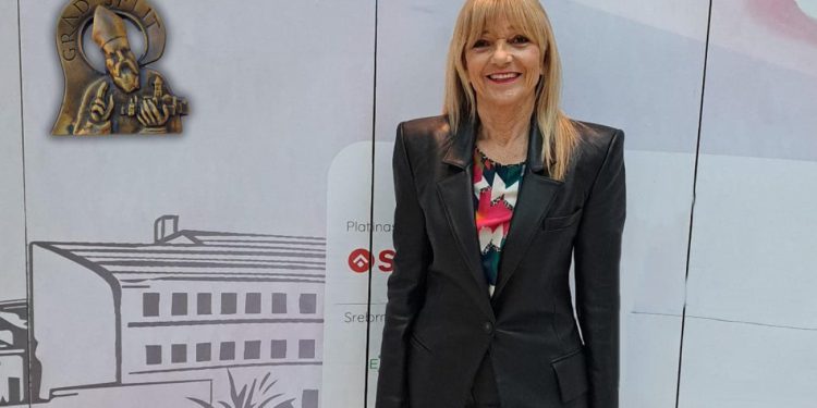 DOBITNICI NAGRADE GRADA SPLITA Branka Polić: Splitska pedijatrica i humanitarka, pionirka neonatologije koja je prvi hrvatski mobilni pedijatrijski palijativni tim