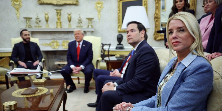 DOJ cilja na četiri plave države zbog ‘neustavnih’ klimatskih politika