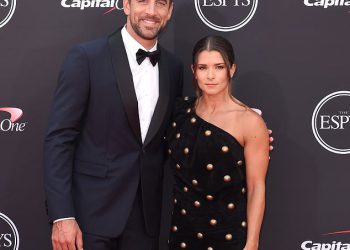 Danica Patrick tvrdi da je odnos Aarona Rodgersa bio “emocionalno zlostavljan” i “nosio me na ništa”