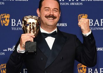 Danny Dyer otkriva da je preuzeo Posh Sport koji su Royals voljeli pripremiti za novu sezonu rivala nakon što je pobijedio u prvoj BAFTA -u
