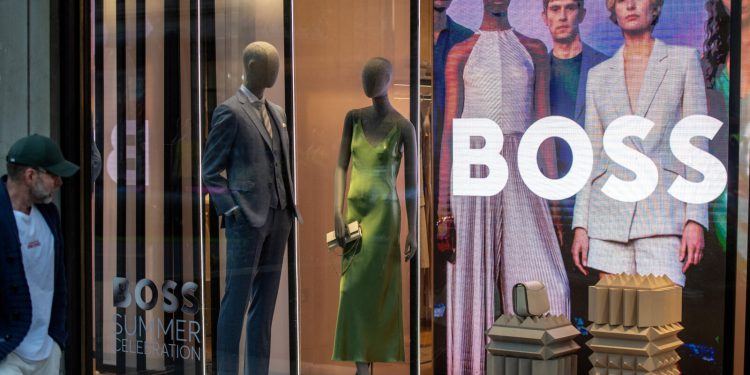 Dionice Hugo Bossa porasle su za devet, a prihodi pali za dva posto na 999 milijuna eura