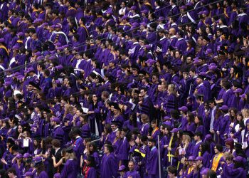 Diplomirani fakulteti ove godine ne pronalaze posao. AI je dijelom kriv