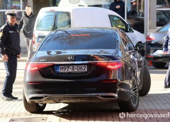 Direktor Akademije FMUP-a službeno vozilo koristio bez dozvole