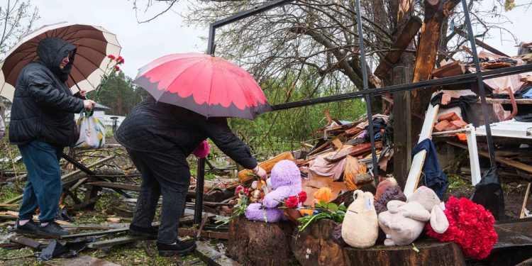 Djeca među 12 ubijenih nakon što je Rusija pokrenula najveće zračno bombardiranje Ukrajinskog rata