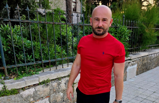 Dujmović poručio biračima: Šaraj malo, brate!