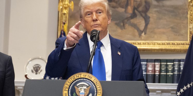 EU brži od Kine – Trump – RT World News