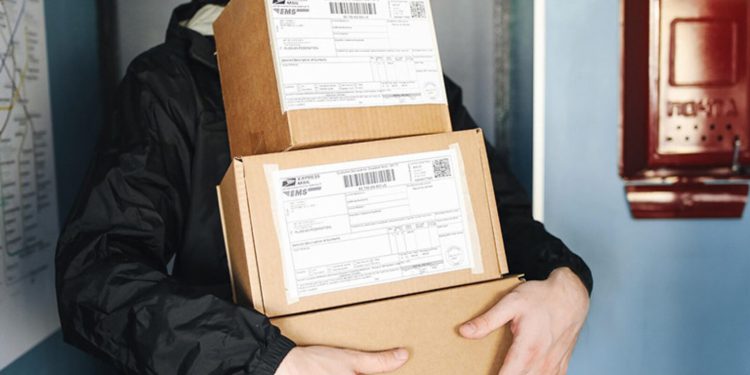 EU planira uvesti paušalnu naknadu na male pakete