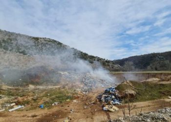 Ekološki alarm u Stocu: Spaljuje se otpad uz izvor pitke vode i arheološku baštinu