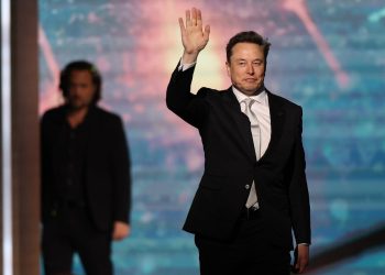 Elon Musk planira potrošiti ‘puno manje’ na politiku nakon što uđe najmanje 288 milijuna dolara u Trumpovu vožnju 2024. godine