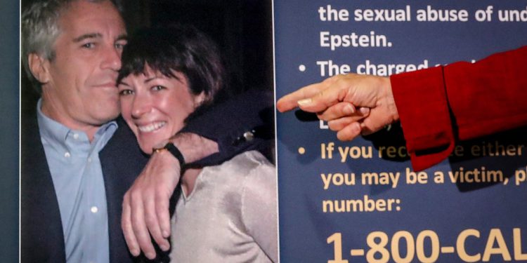 Epstein optuživač tuži saveznu vladu rekavši da je FBI učinio “apsolutno ništa” nakon što je prijavila svoje zlostavljanje
