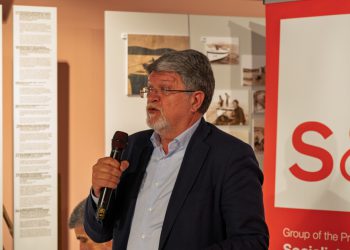 Eurozastupnik Tonino Picula u Milni na otoku Braču predstavio priručnik o “habitabilnosti”