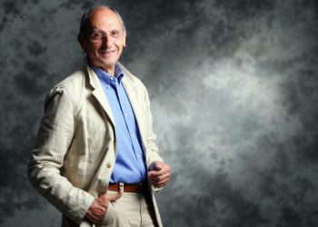 Evo gdje je danas voditelj Oliver Mlakar i čime se bavi