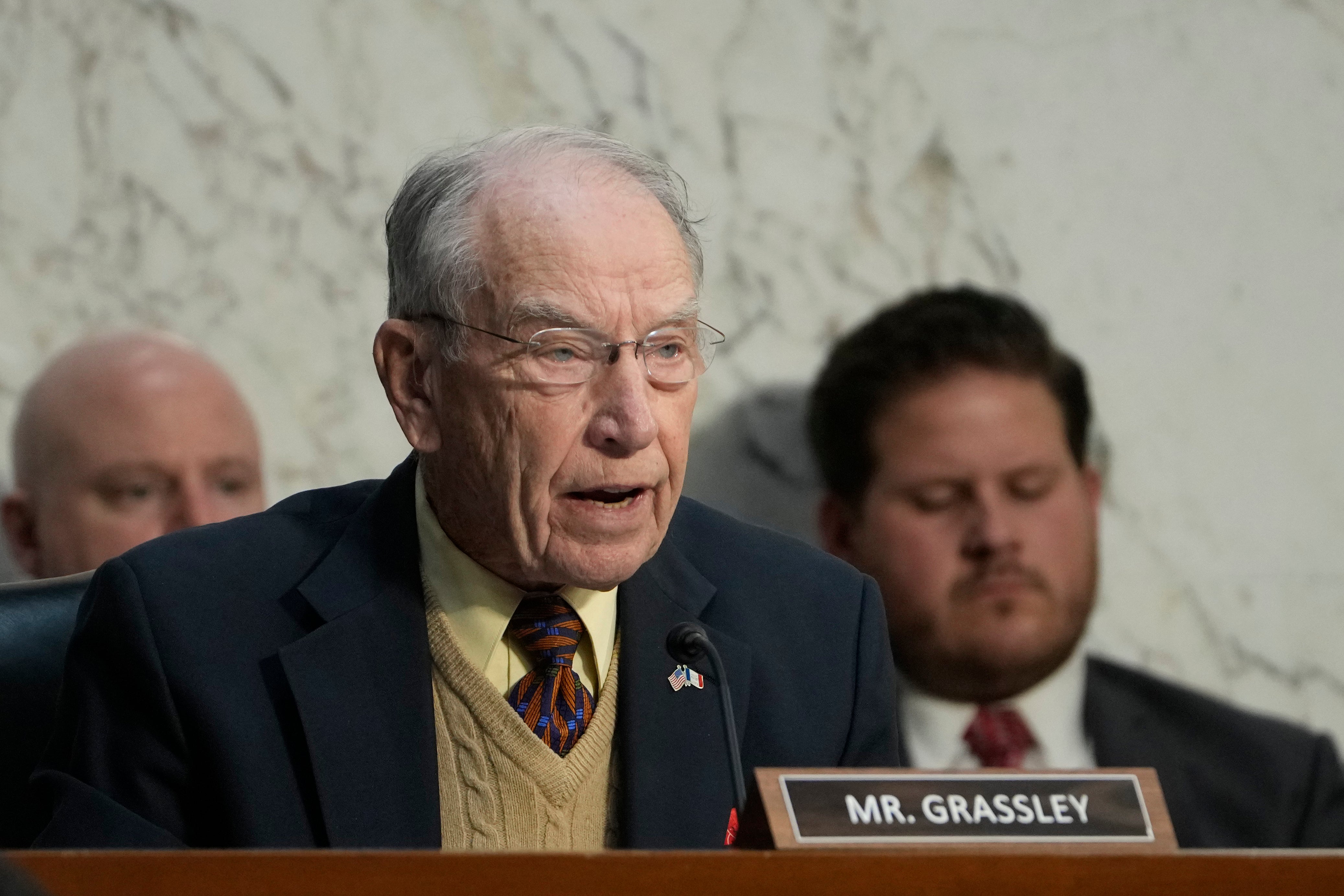 Senator Chuck Grassley pozvao je predsjednika Donalda Trumpa da izdaje sankcije protiv Rusije nakon masovnog 25. svibnja 2025. napad dronova protiv Ukrajine