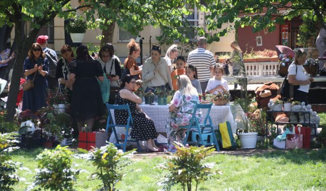 FOTO Mostar domaćin Festivala cvijeća ‘Svilene latice’