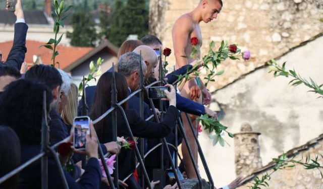 FOTO Skok sa Starog mosta otvorio konferenciju ‘Mostar 2025.’ povodom 20 godina UNESCO statusa