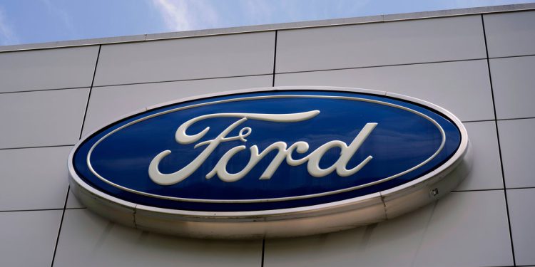 Ford se sjeća milijun vozila zbog neispravnosti kamere