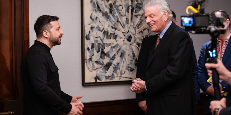 Franklin Graham nudi molitve za Zelenskyy, Putina i Trumpa u Berlinu usred rata