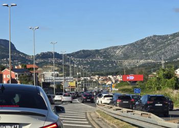 GUŽVAMA SE NE NAZIRE KRAJ Kolaps u prometu još uvijek traje