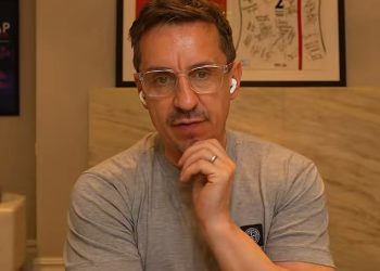 Gary Neville i Jamie Carragher izbora za mladog igrača sezone u potpunosti su snupirani iz posljednjeg uživanja u Premier ligi