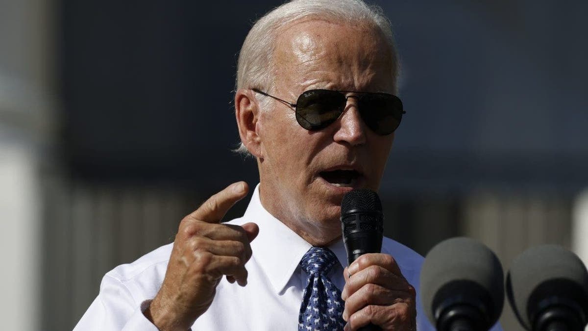 Biden govori tijekom događaja za smanjenje inflacije