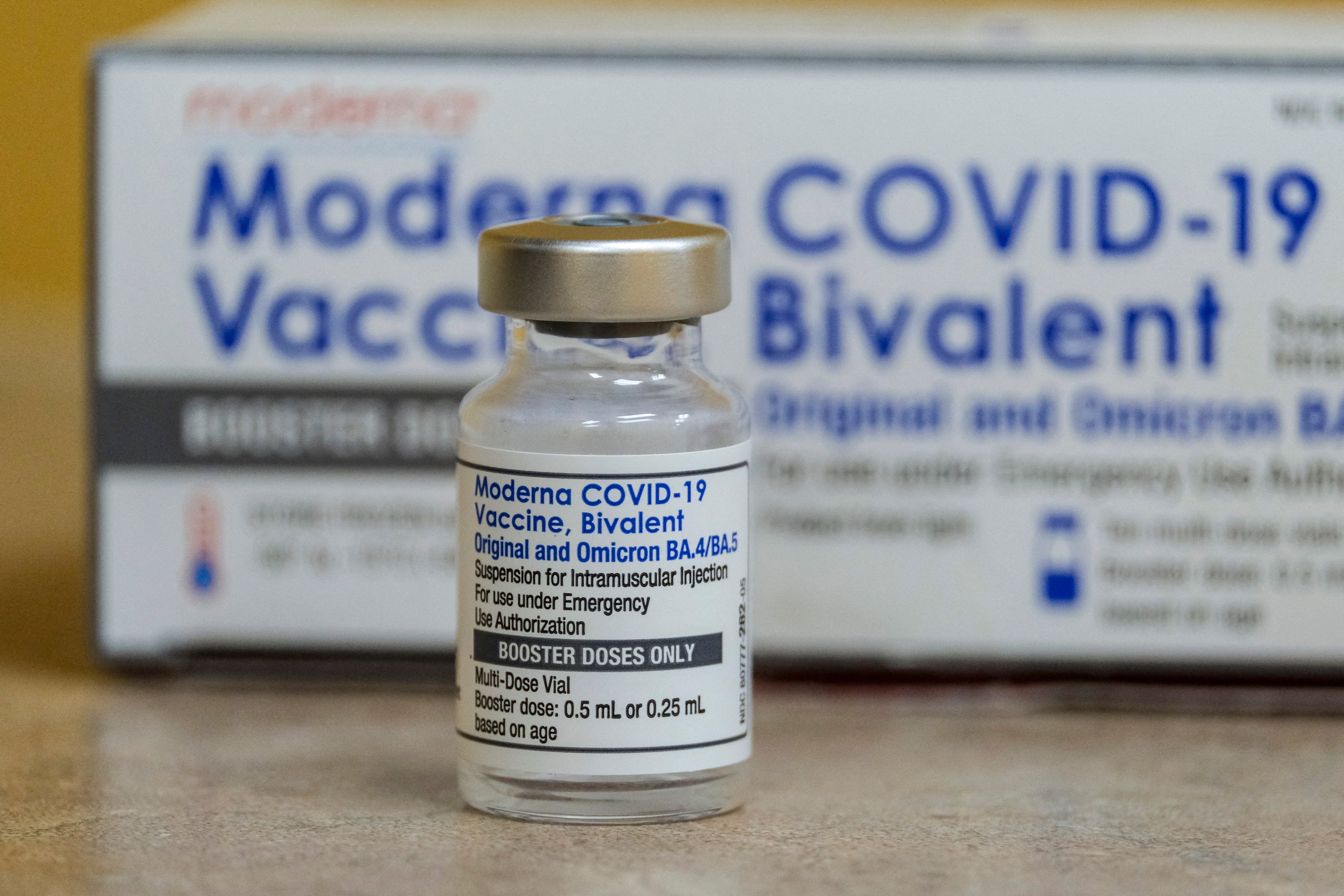 FDA je otkrila svoje planove za ograničavanje odobrenja za Amerikance koji mogu dobiti ažurirana cjepiva Coid-19.