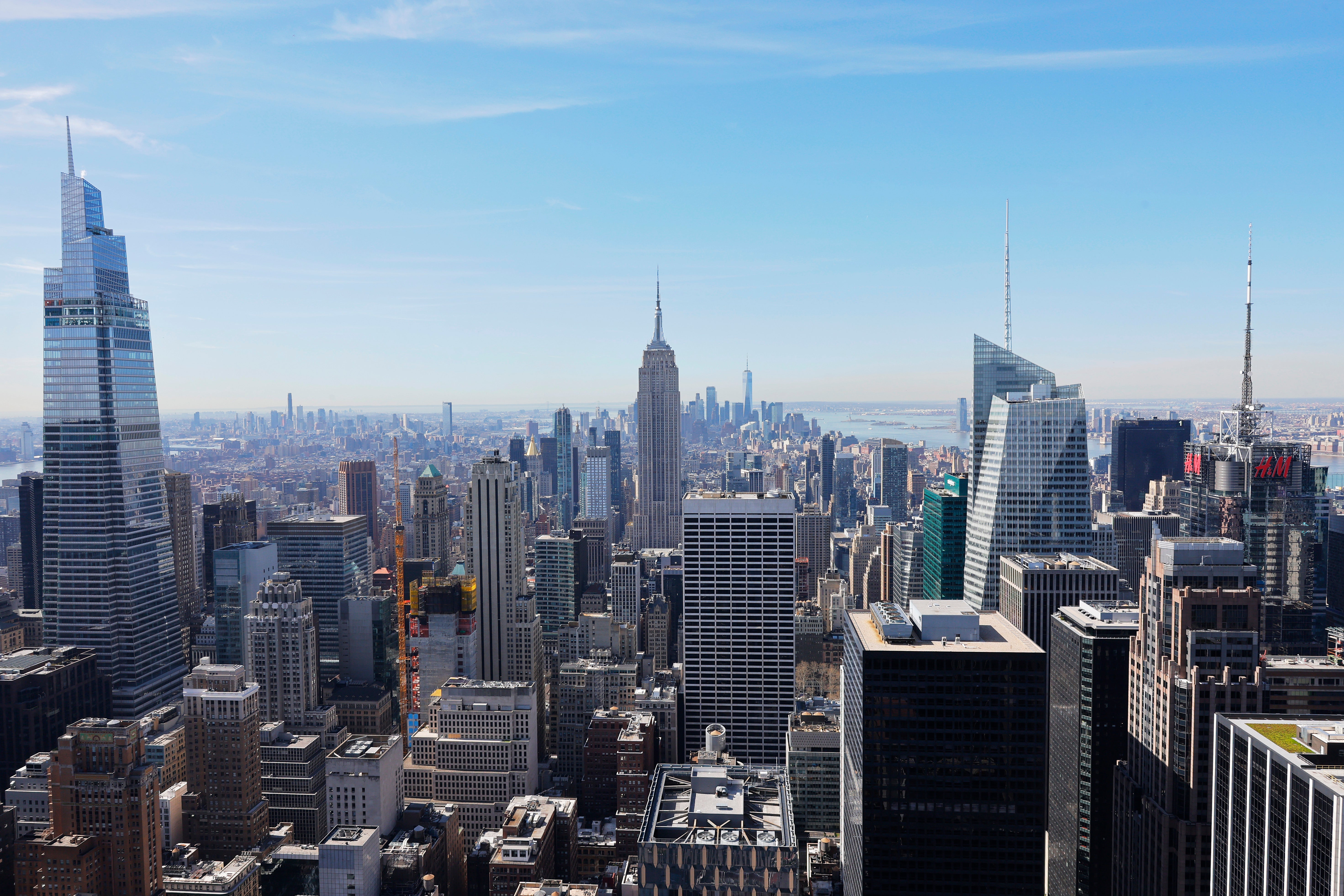 Očekuje se da će New York City ove godine imati značajan pad broja međunarodnih posjetitelja, prema gradskim dužnosnicima.