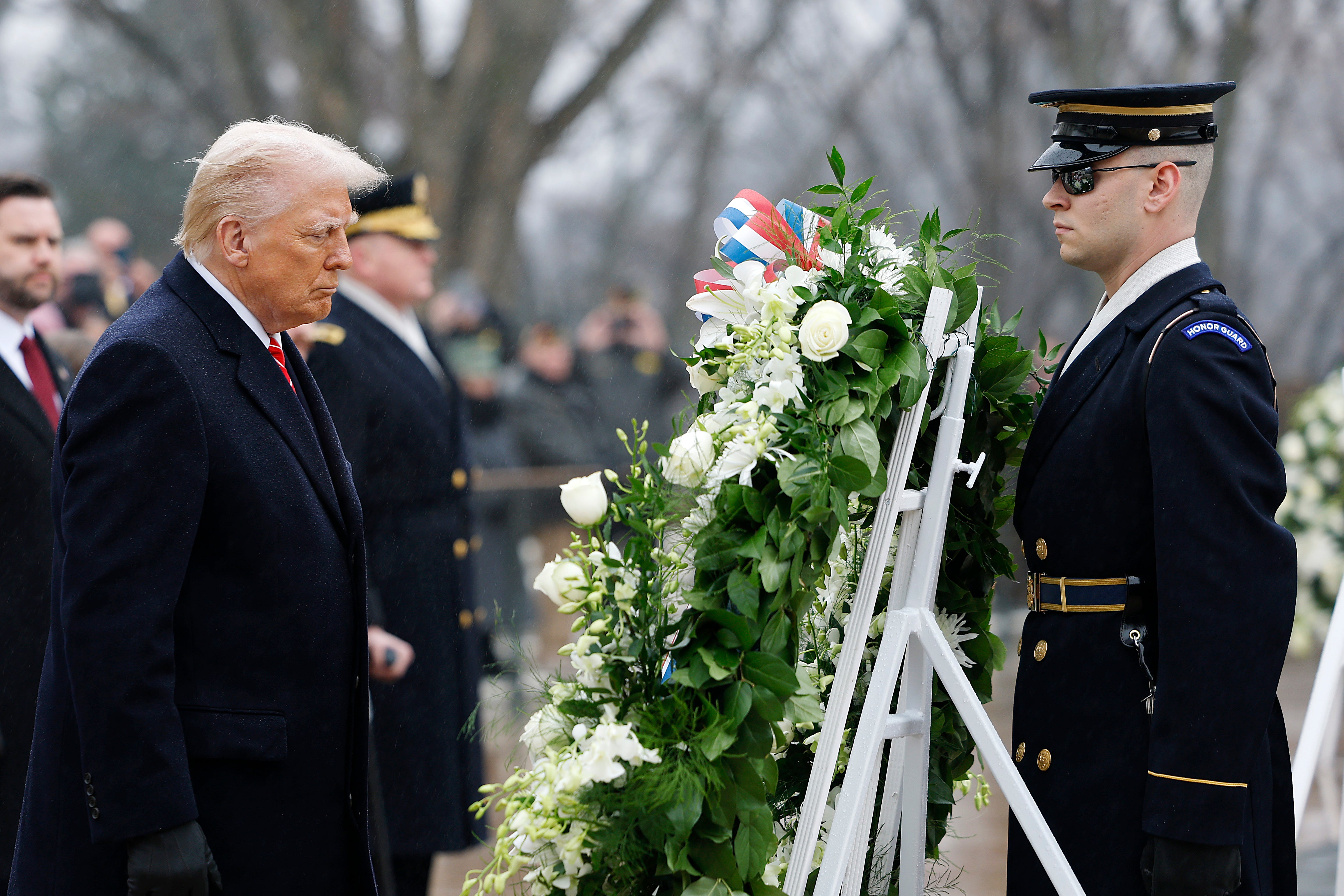 Predsjednik Donald Trump najavio je da želi promijeniti imena Dana veterana 11. studenog i Dan VE -a 8. svibnja na 'Dan pobjede' za Prvi svjetski rat i Drugi svjetski rat.