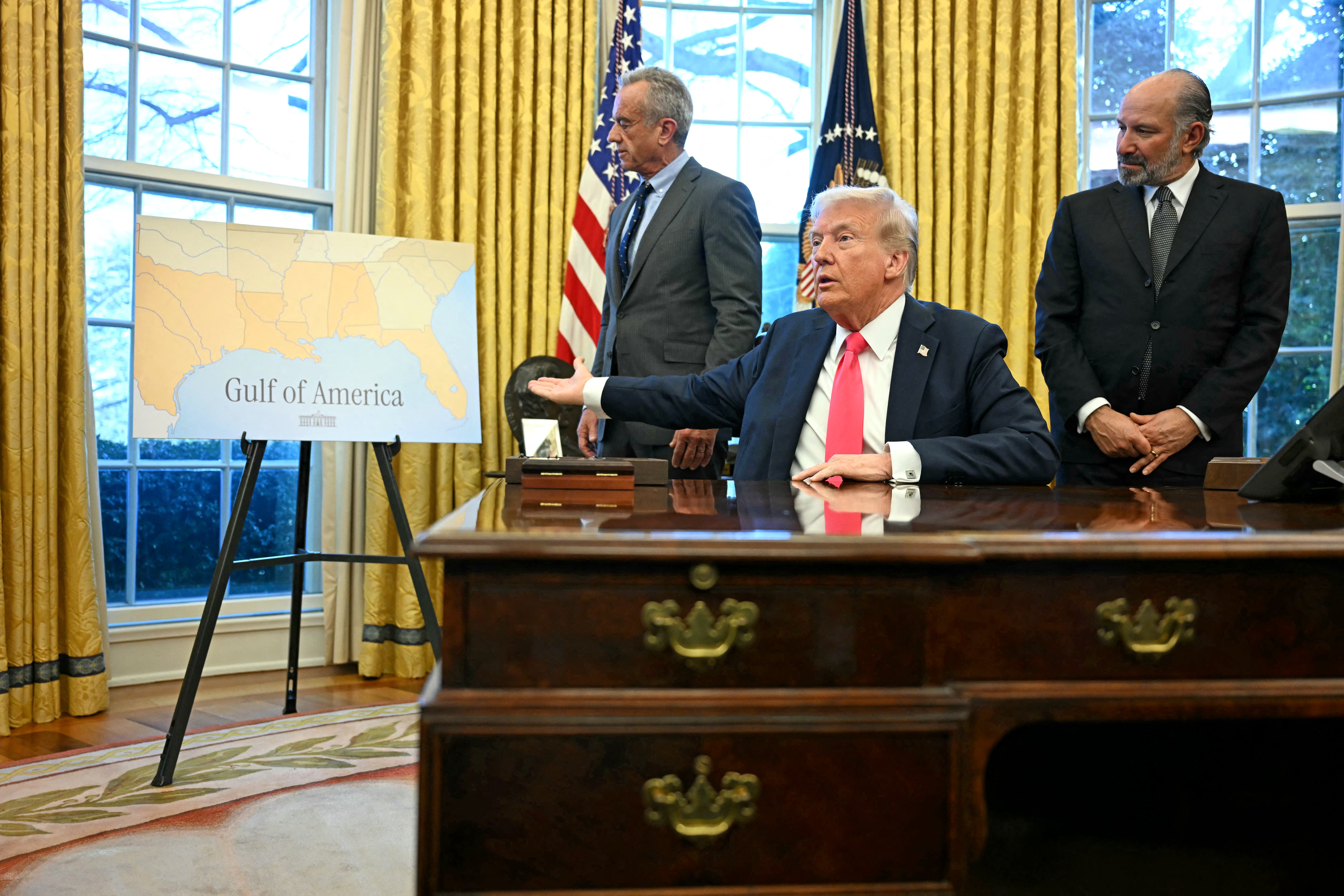 Trump i dalje gura ime Amerike - unatoč otporu na prekidač.