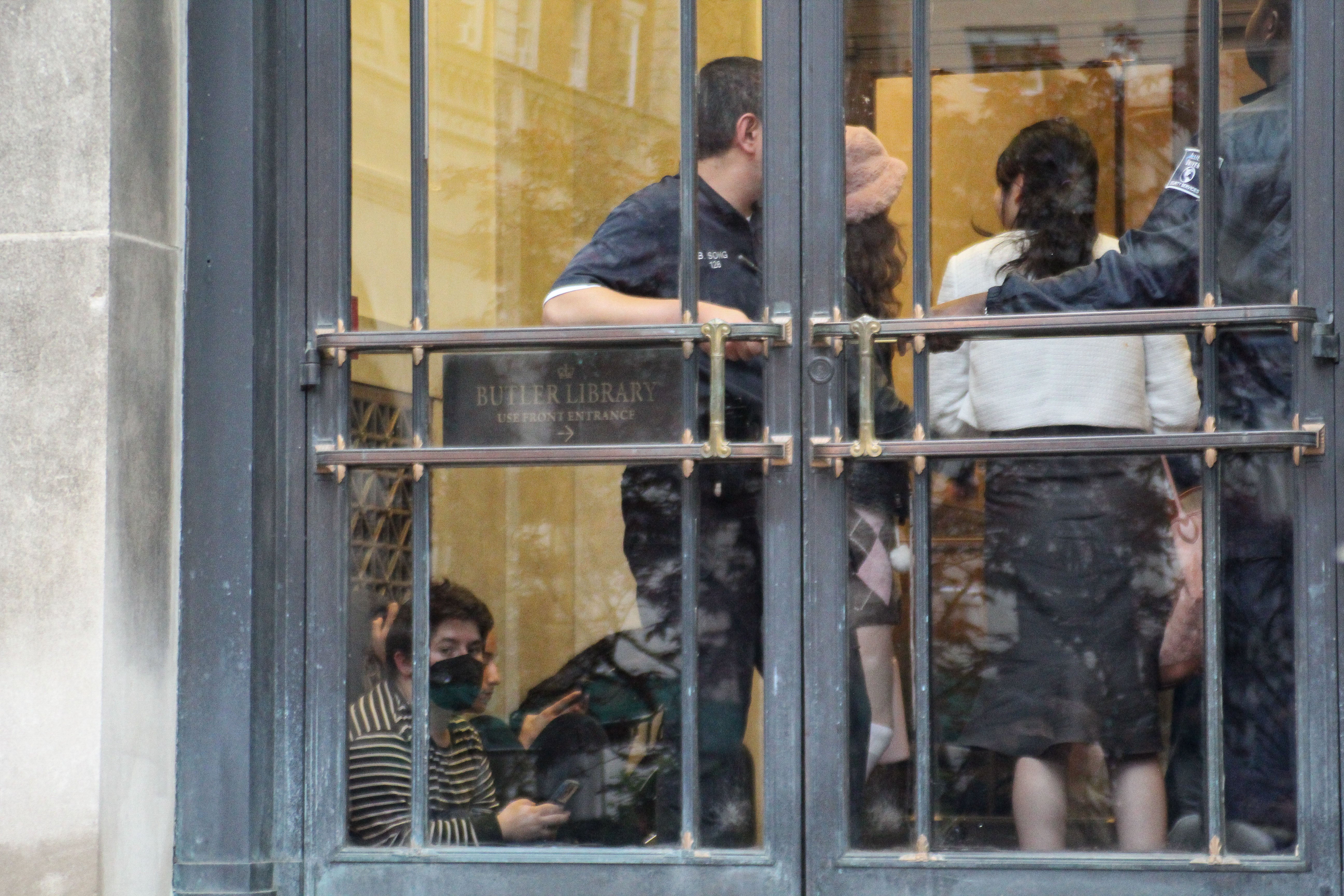 NYPD se u srijedu vratio u kampus nakon visokih masovnih uhićenja prosvjednika 2024. godine