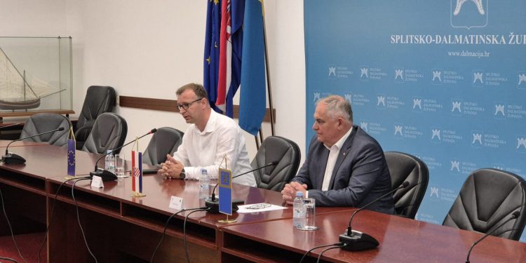 Gradit će se diljem Dalmacije: Splitsko-dalmatinska županija potpisala 15 novih ugovora za financiranje izgradnje sportskih objekata