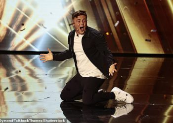 Harry Goulding osvaja britanski Got Talent! Mađioničar, 24 godine, odnosi kući 250.000 funti nakon što impresionira gledatelje svojim ‘nevjerojatnim’ nastupom