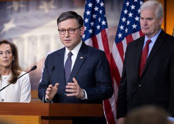 House GOP suočena je s povratnim udarcem nad stranom tweet dok se Marjorie Taylor Greene pridružuje kritičarima