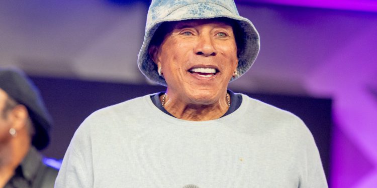 Housekeepers Sue Motown Legenda Smokey Robinson i optužuju ga za višegodišnje seksualne napade