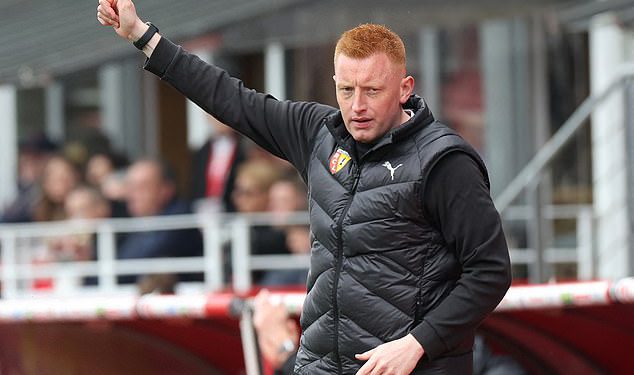 I dalje će se složiti trogodišnji ugovor da postane šef Southamptona – nakon što je ostavio objektiv da bude bliži partner Sky Sports Predavača usred njezine zdravstvene bitke