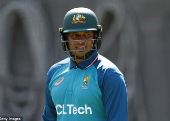 ICC je zabranio za otvorenu potporu indijskoj vojsci nakon zabrane Usmana Khawaja mira golubica