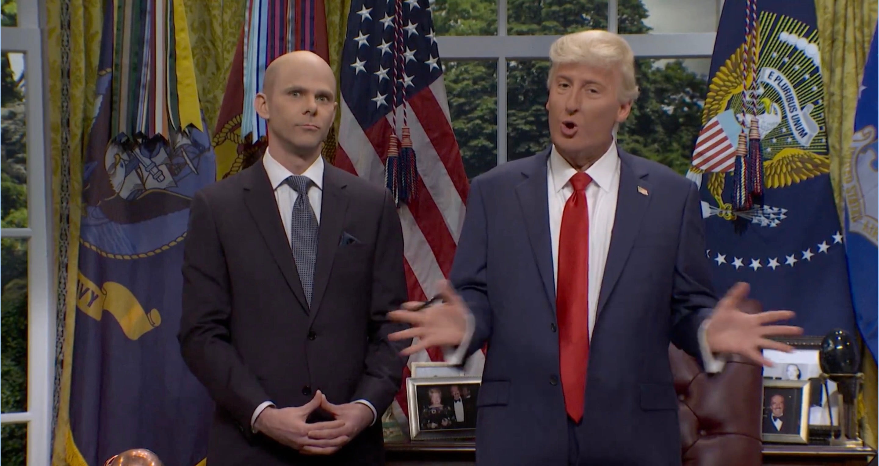 James Austin Johnson i Mikey Day igraju predsjednika Donalda Trumpa i Stephena Millera