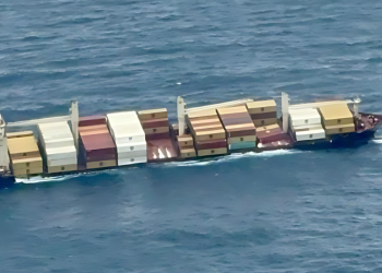 Indijske vlasti proglašavaju hitno zbog opasnog izlijevanja tereta – RT Indija