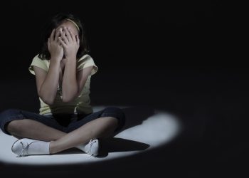 Istraživač dječjeg pornografije za bivšeg izlaska počinje samoubojstvo nakon osude za zlouporabu vlastitog djeteta-Mediji-RT World News