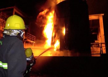 Izrael bombe jemenska luka Hodeidah nakon napada u blizini Tel Aviva