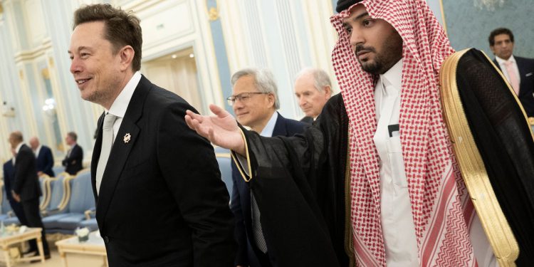 Izvršni direktori Elon Musk i milijarder pridružuju se Trumpu u Saudijskom oligarhima za AI ulaganja