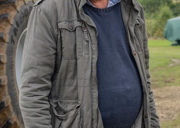 Jeremy Clarkson otkriva da je izgubio dva kamena na mršavljenju droge Mounjaro, ali šali se “Ja nisam David Gandy” – jer otkriva djevojku Lisa Hogan “odustala” zbog toga što je izgledao dobro