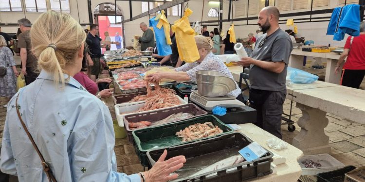 Jeste li danas više za ribu ili meso? Šteta da se ne zaletite do Peškarije, ima svega