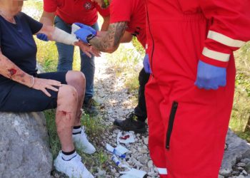 Još jedna herojska intervencija HGSS-a: Spašena strana državljanka nakon strašnog pada s visine od 8 metara