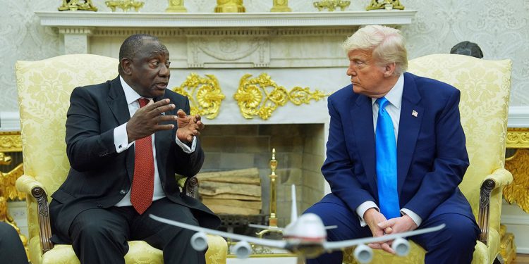 Južna Afrika odbija Trumpovu potražnju da uhiti Malemu zbog pjevanja ‘Ubij poljoprivrednika’