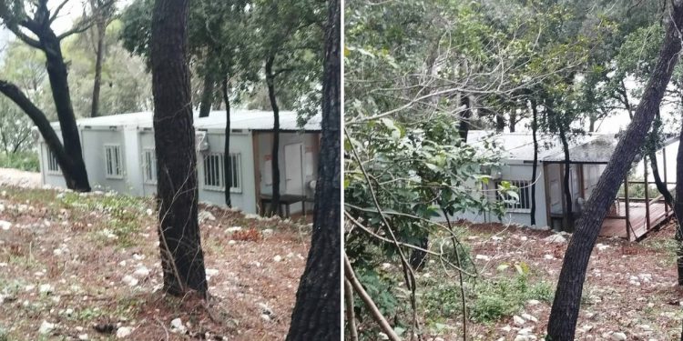 KAKVA DRSKOST Austrijanac kod Stona pod krinkom “držanja alata” postavio više kontejnera na poljoprivredno zemljište u zaštićenom području