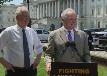 Kaine, Van Hollen, Schumer, Padilla kako bi prisilili glasovanje koje zahtijeva izvještaj o El Salvadoru