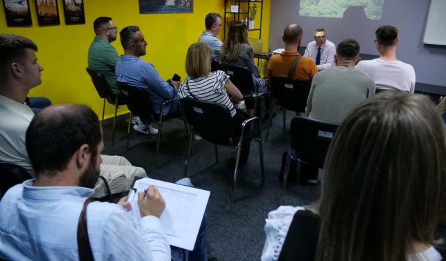 Kako reagirati kad prijetnje postanu stvarnost? Novinari u Mostaru educirani o svojim pravima